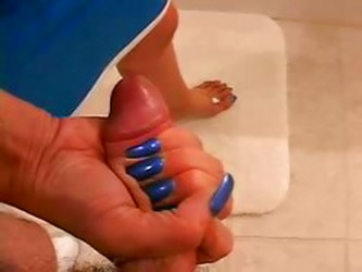 Handjob By Aunty
