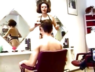 Die Hochschwangere Friseuse 01 P...