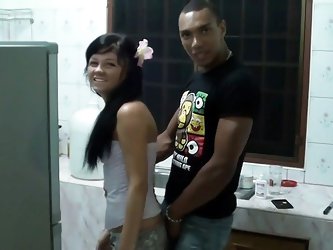 Beautiful And Hot Island Sex Video