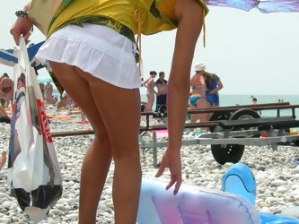 Incredible And Hot Girls' Upskirt View Gets Recorded In...