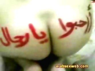 Arab Babe Fucks The Bottle-asw02...