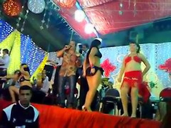 Very Hot Arab Dance
