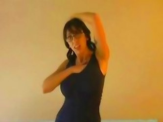 Mature Strips Big Boobs